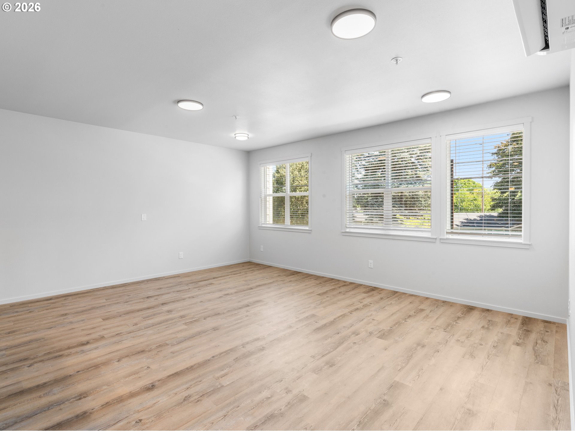 4202 Northeast Morrow Road, Unit 201 Vancouver, WA 98682 - Photo 3 of 15