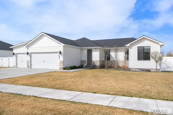 $554,000 | 1953 Mesa Cyn Drive, Idaho Falls, ID 83401