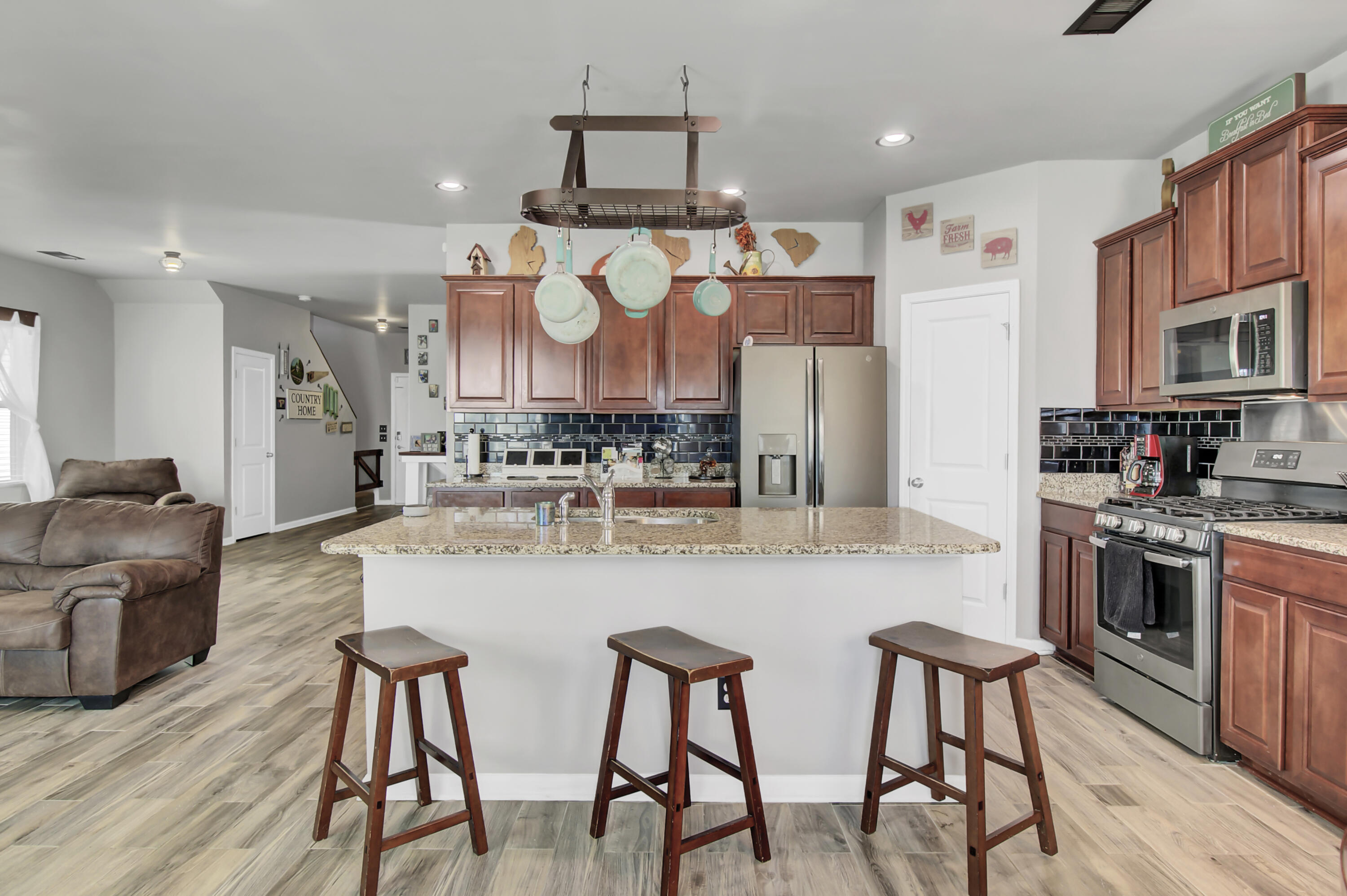 363 Iveson Road Summerville, SC 29486 - Photo 12 of 41 12