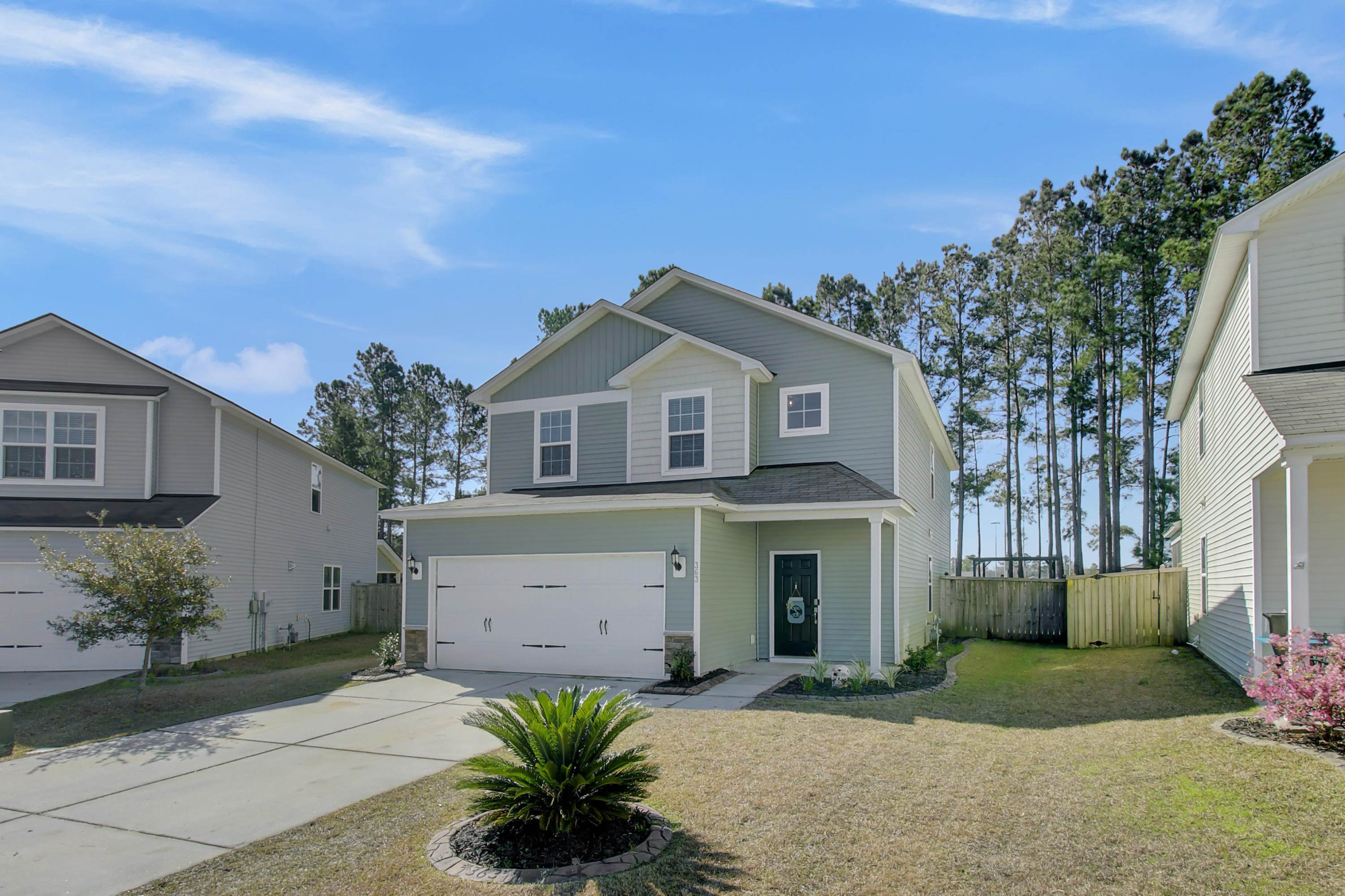 363 Iveson Road Summerville, SC 29486 - Photo 4 of 41 3
