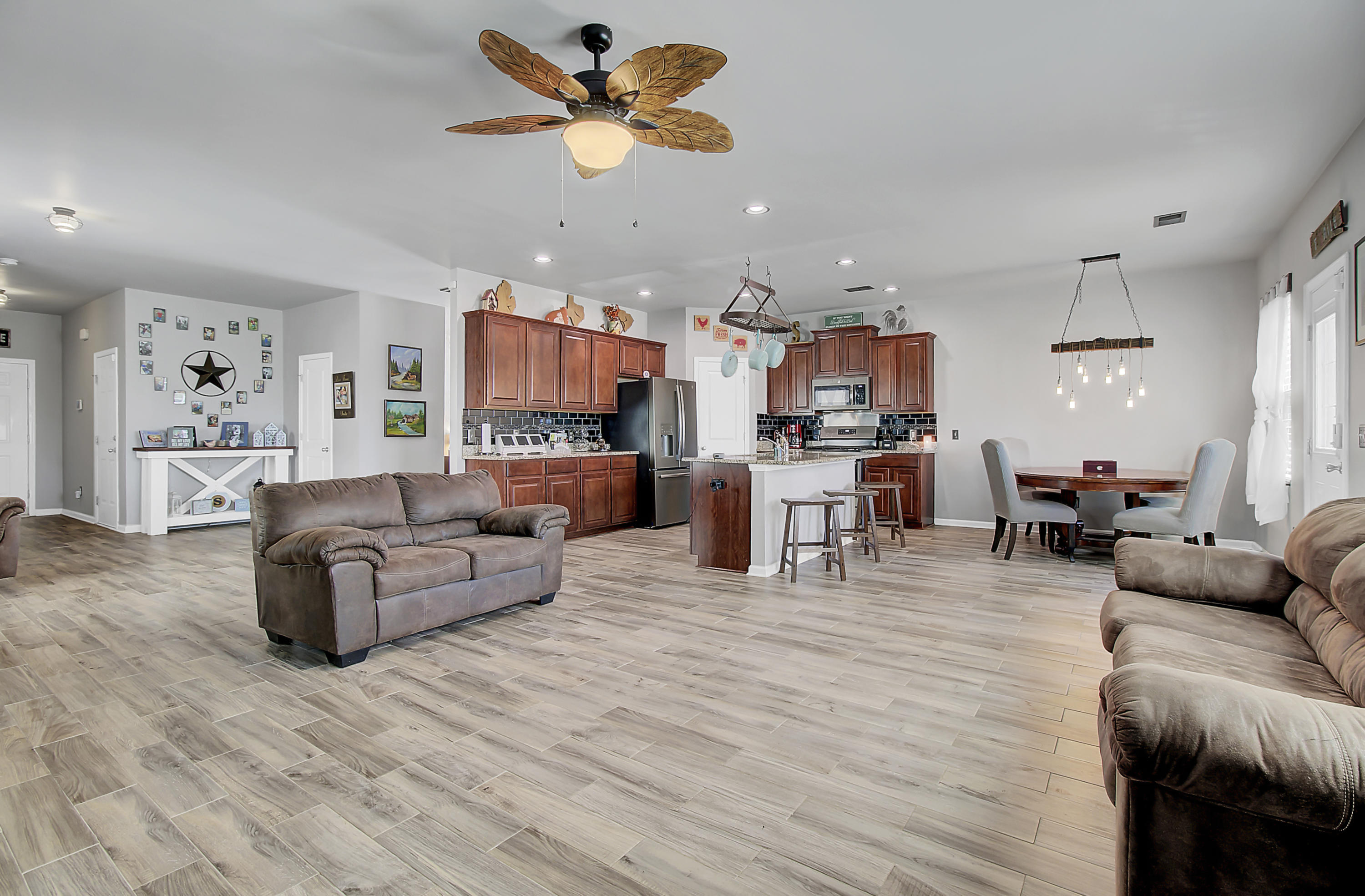 363 Iveson Road Summerville, SC 29486 - Photo 10 of 41 10