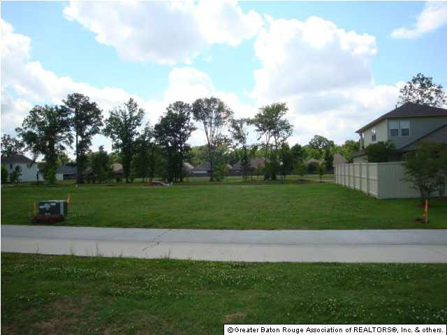 6433 Audubon Square Baton Rouge, LA 70817 - Photo 3 of 6 Gallery Image 3