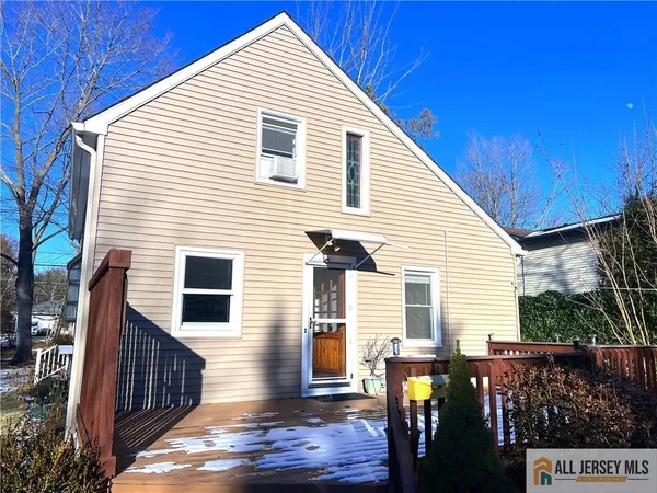 $3,250 | 11 Plainsboro Road, Cranbury, NJ 08512
