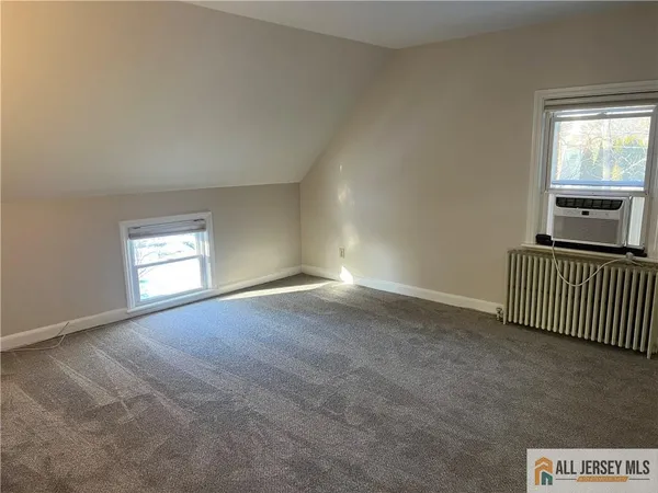 $3,250 | 11 Plainsboro Road, Cranbury, NJ 08512