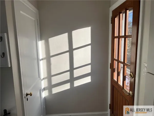 $3,250 | 11 Plainsboro Road, Cranbury, NJ 08512