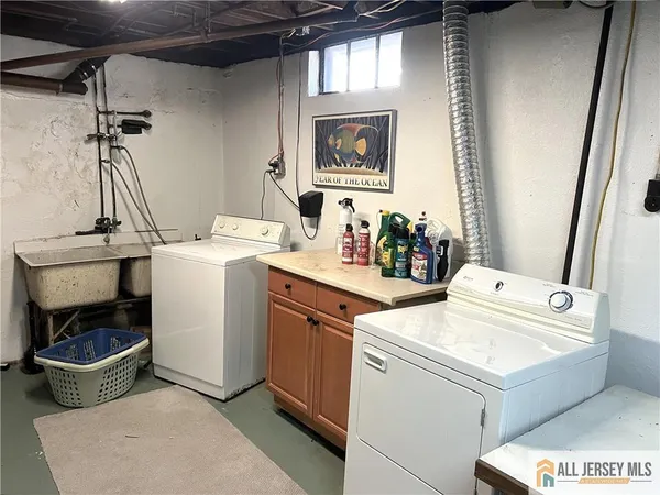 $3,250 | 11 Plainsboro Road, Cranbury, NJ 08512