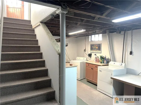 $3,250 | 11 Plainsboro Road, Cranbury, NJ 08512