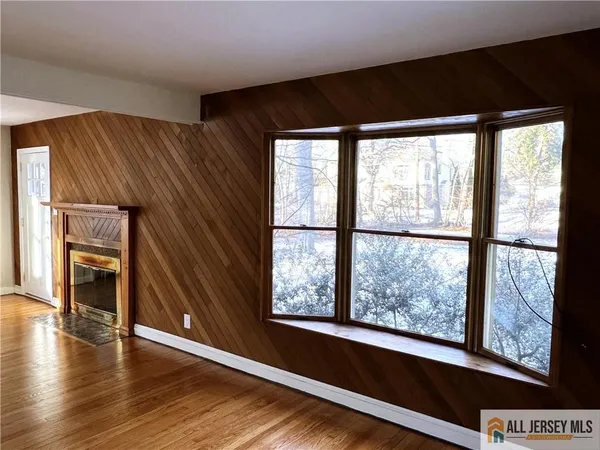 $3,250 | 11 Plainsboro Road, Cranbury, NJ 08512