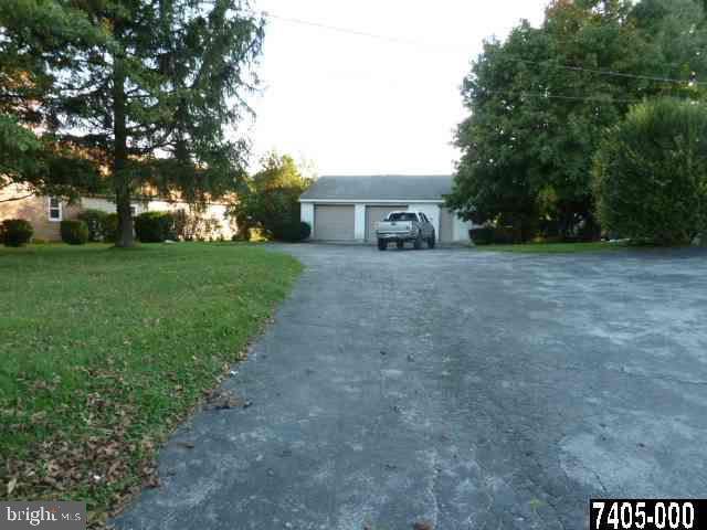 1230 Delta Road Red Lion, PA 17356 - Photo 3 of 6