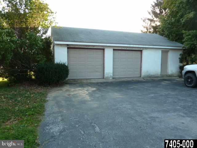 1230 Delta Road Red Lion, PA 17356 - Photo 4 of 6