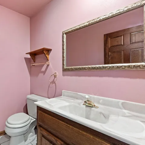 $550,000 | S75-w17601 Harbor Circle, Muskego, WI 53150