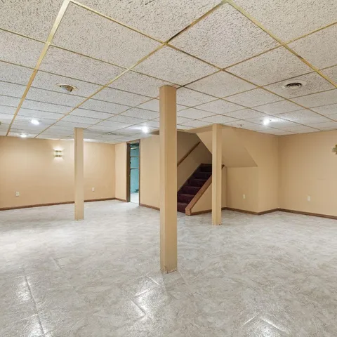 $550,000 | S75-w17601 Harbor Circle, Muskego, WI 53150