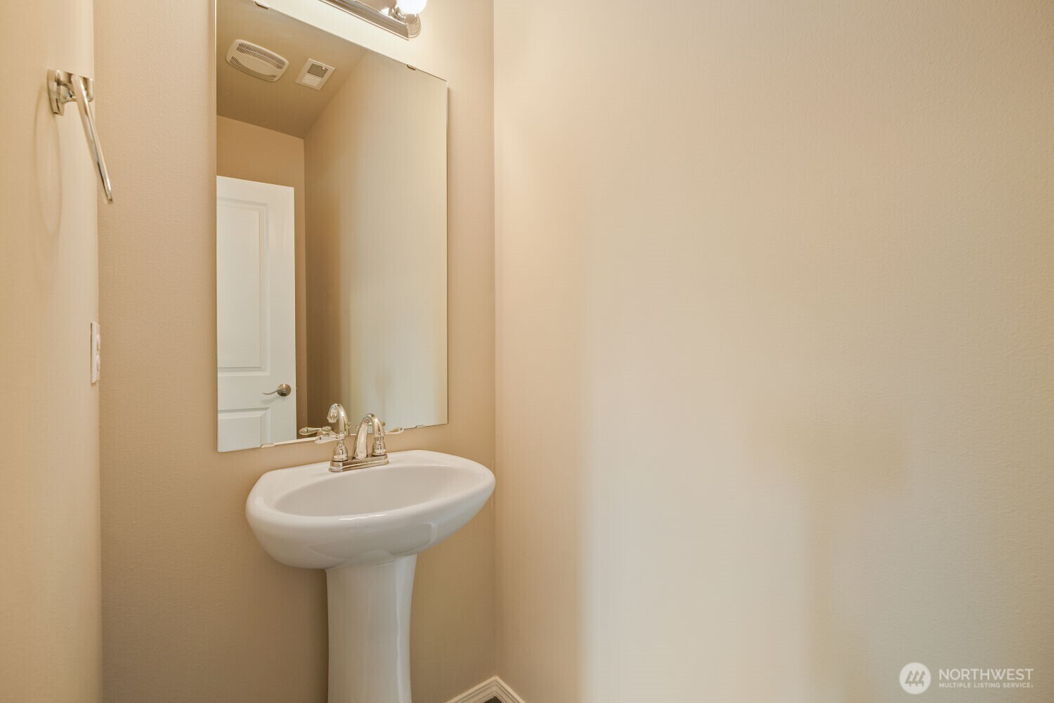 34004 12th Place Southwest Federal Way, WA 98023 - Photo 26 of 40 Gallery Image 26