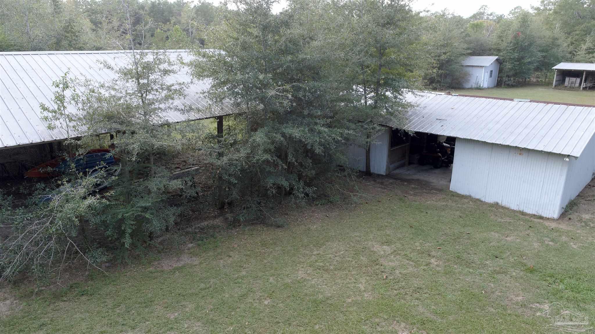 286 John Road Holt, FL 32564 - Photo 3 of 35 Gallery Image 3