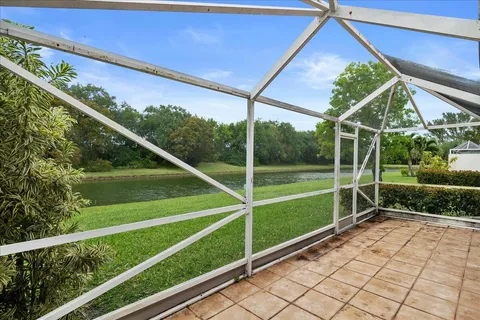 a view of a tennis court