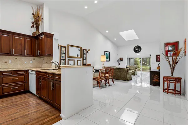 $350,000 | 7771 Majestic Palm Drive, Boynton Beach, FL 33437