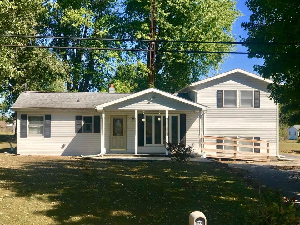 324 Popcorn Road Springville, IN 47462 - Photo 2 of 30