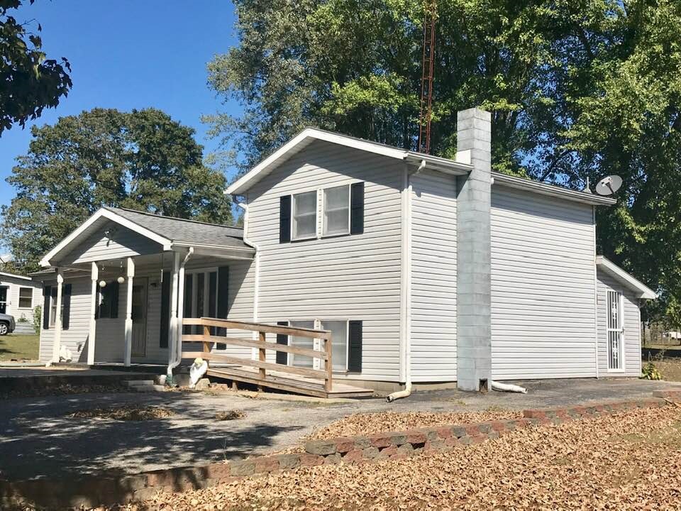 324 Popcorn Road Springville, IN 47462 - Photo 3 of 30