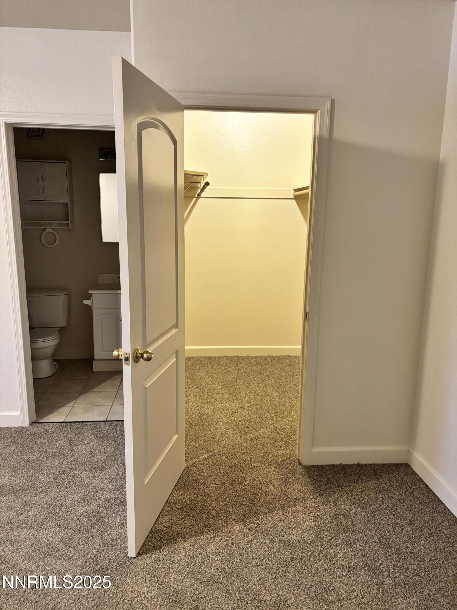496 Highland Avenue Reno, NV 89512 - Photo 8 of 18 IMG_1925