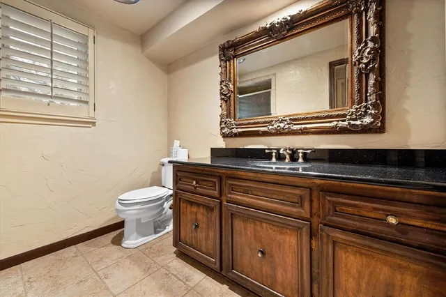 $420,000 | 905 Live Oak Lane, Arlington, TX 76012