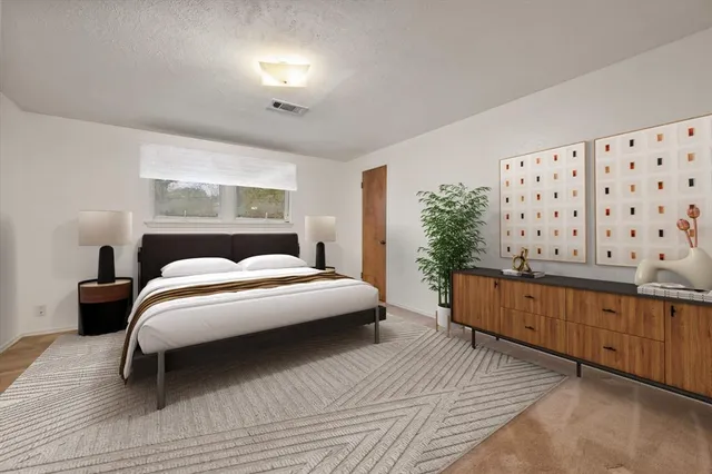 $420,000 | 905 Live Oak Lane, Arlington, TX 76012