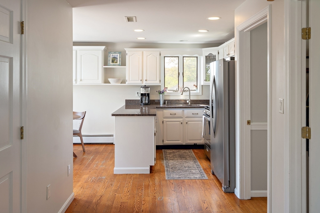 18 Nob Way Lowell, MA 01852 - Photo 9 of 37 Gallery Image 9