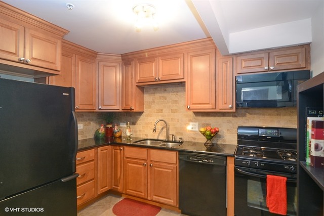 760 Weidner Road, Unit 304 Buffalo Grove, IL 60089 - Photo 4 of 11