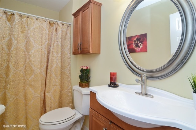 760 Weidner Road, Unit 304 Buffalo Grove, IL 60089 - Photo 8 of 11