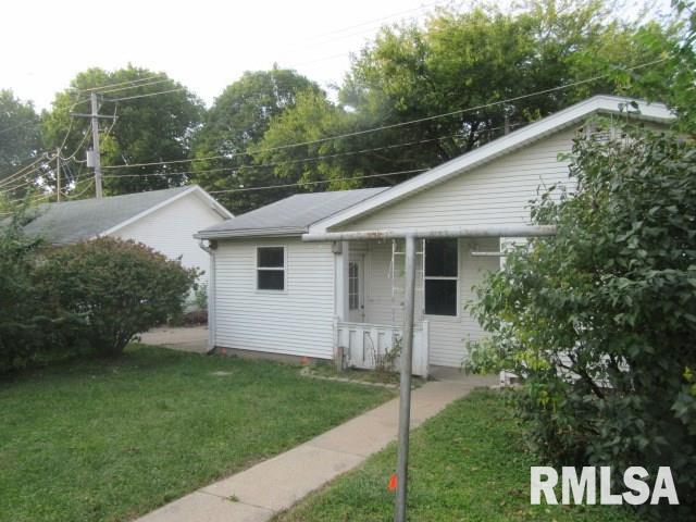 830 South 6th Street Clinton, IA 52732 - Photo 3 of 16 Gallery Image 3