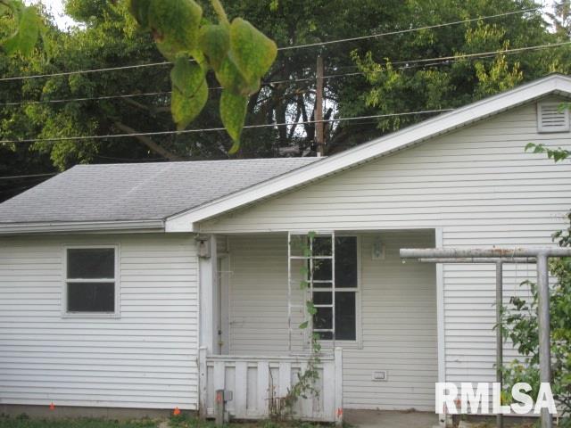 830 South 6th Street Clinton, IA 52732 - Photo 4 of 16 Gallery Image 4