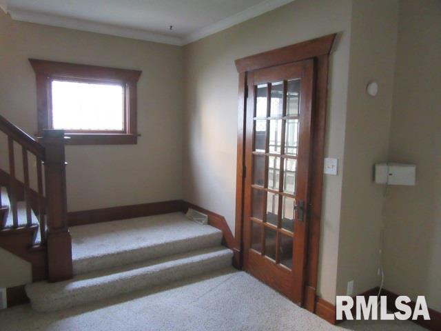 830 South 6th Street Clinton, IA 52732 - Photo 6 of 16 Gallery Image 6