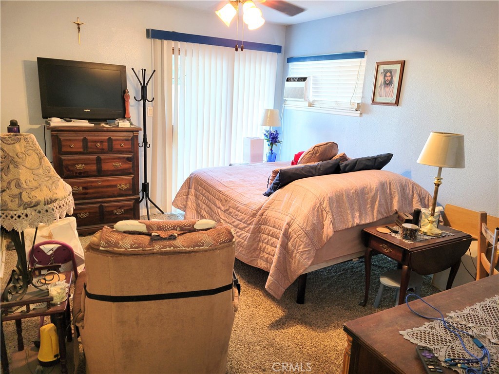 14121 Lakota Road Apple Valley, CA 92307 - Photo 19 of 40 3rd Room
