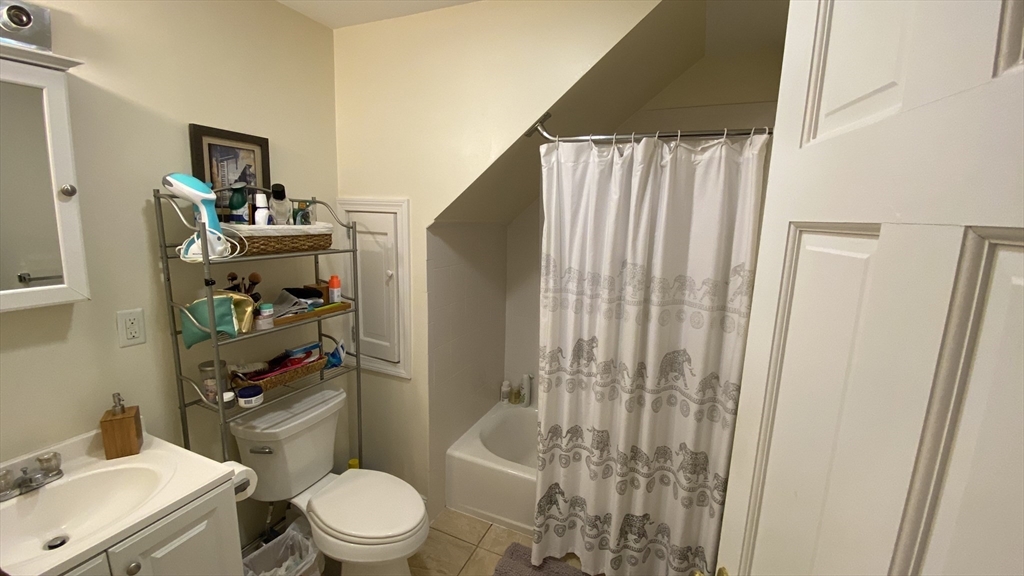 115 Beacon Street, Unit 2 Boston, MA 02116 - Photo 6 of 6