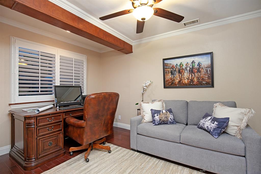 711 Marsolan Avenue Solana Beach, CA 92075 - Photo 5 of 25