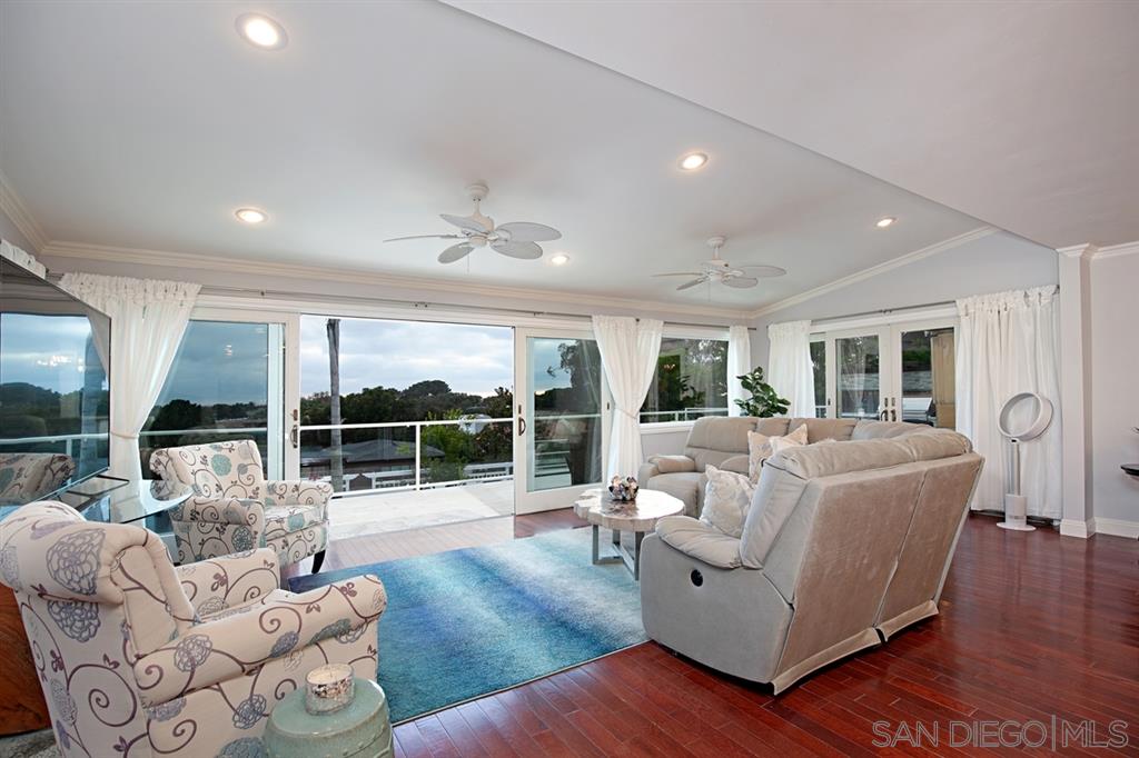 711 Marsolan Avenue Solana Beach, CA 92075 - Photo 9 of 25