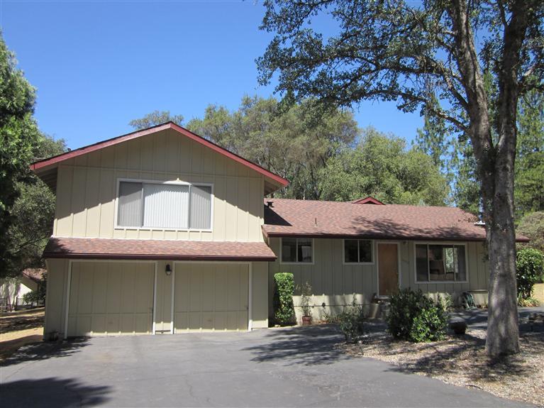 39508 Pine Ridge Road Oakhurst, CA 93644 - Photo 1 of 27 Gallery Image 1