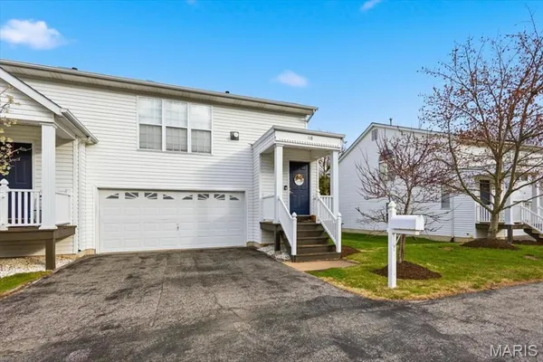 $229,000 | 118 Towne Square Court, Eureka, MO 63025