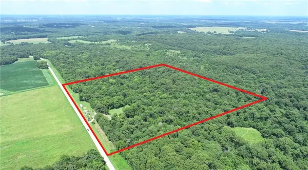 $225,000 | 5130 Southwest H Highway, El Dorado Springs, MO 64744