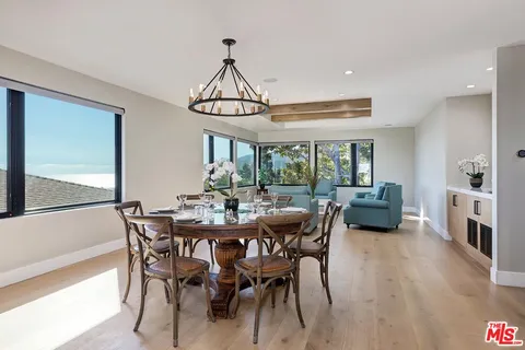 $4,300,000 | 17810 Sabbiadoro Way, Pacific Palisades, CA 90272