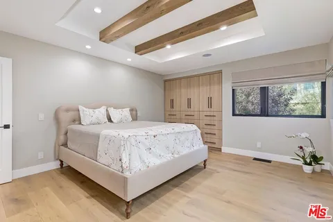 $4,300,000 | 17810 Sabbiadoro Way, Pacific Palisades, CA 90272