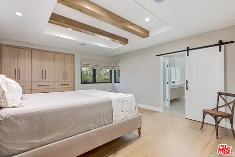 $4,300,000 | 17810 Sabbiadoro Way, Pacific Palisades, CA 90272
