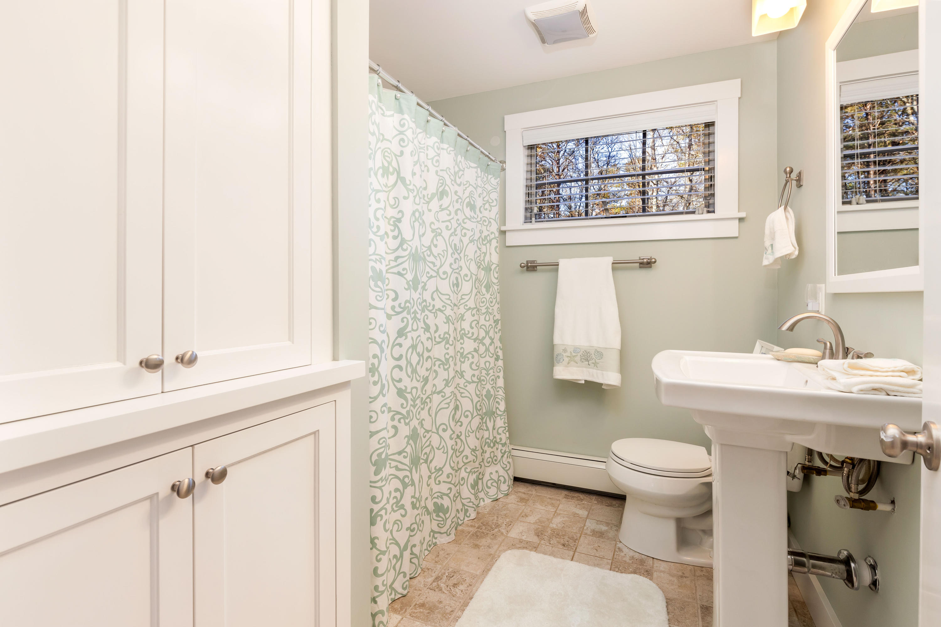 120 Asa Meigs Road Marstons Mills, MA 02648 - Photo 16 of 38 120AvaLR-20