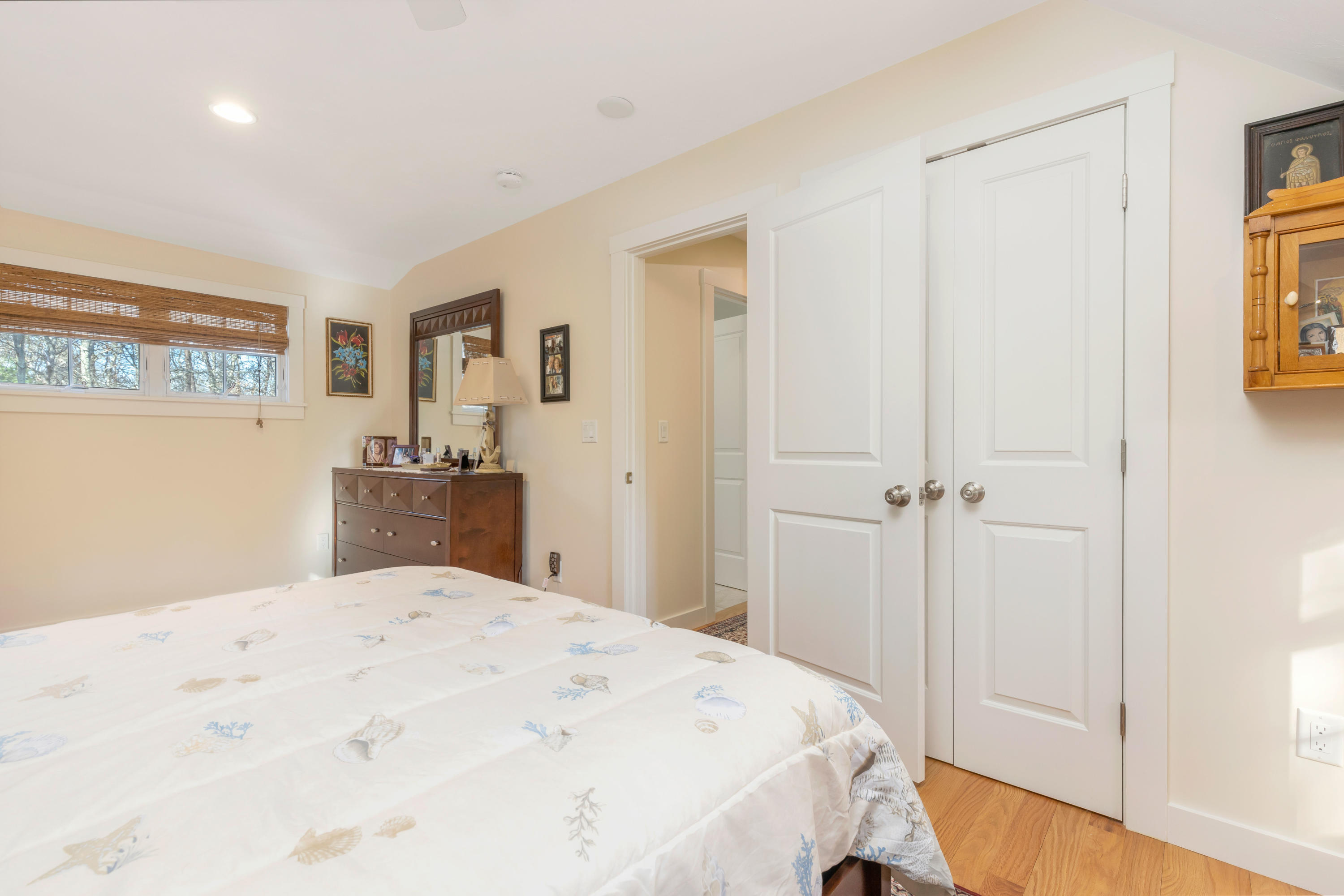 120 Asa Meigs Road Marstons Mills, MA 02648 - Photo 23 of 38 120AvaLR-27