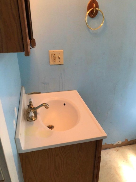 369 Holly Road South Kingstown, RI 02879 - Photo 7 of 14 Bathroom Sink