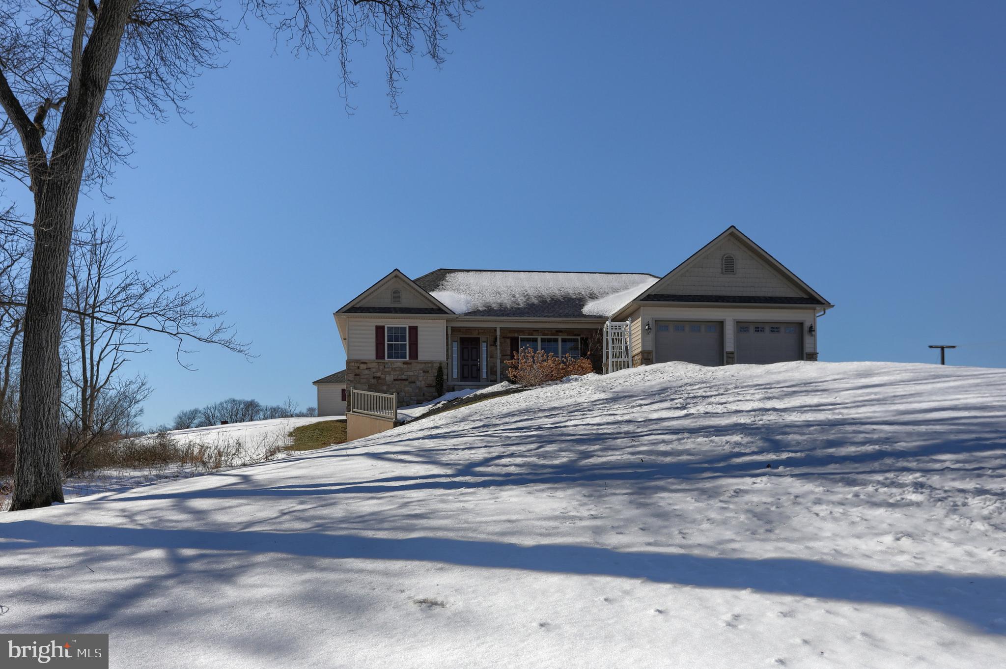 2037 South Forge Road Palmyra, PA 17078 - Photo 3 of 46 Gallery Image 3