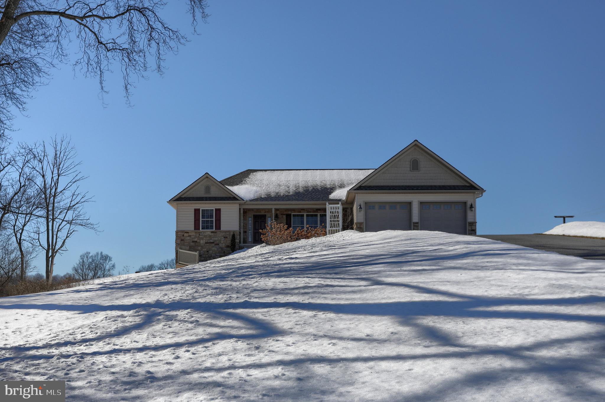 2037 South Forge Road Palmyra, PA 17078 - Photo 4 of 46 Gallery Image 4