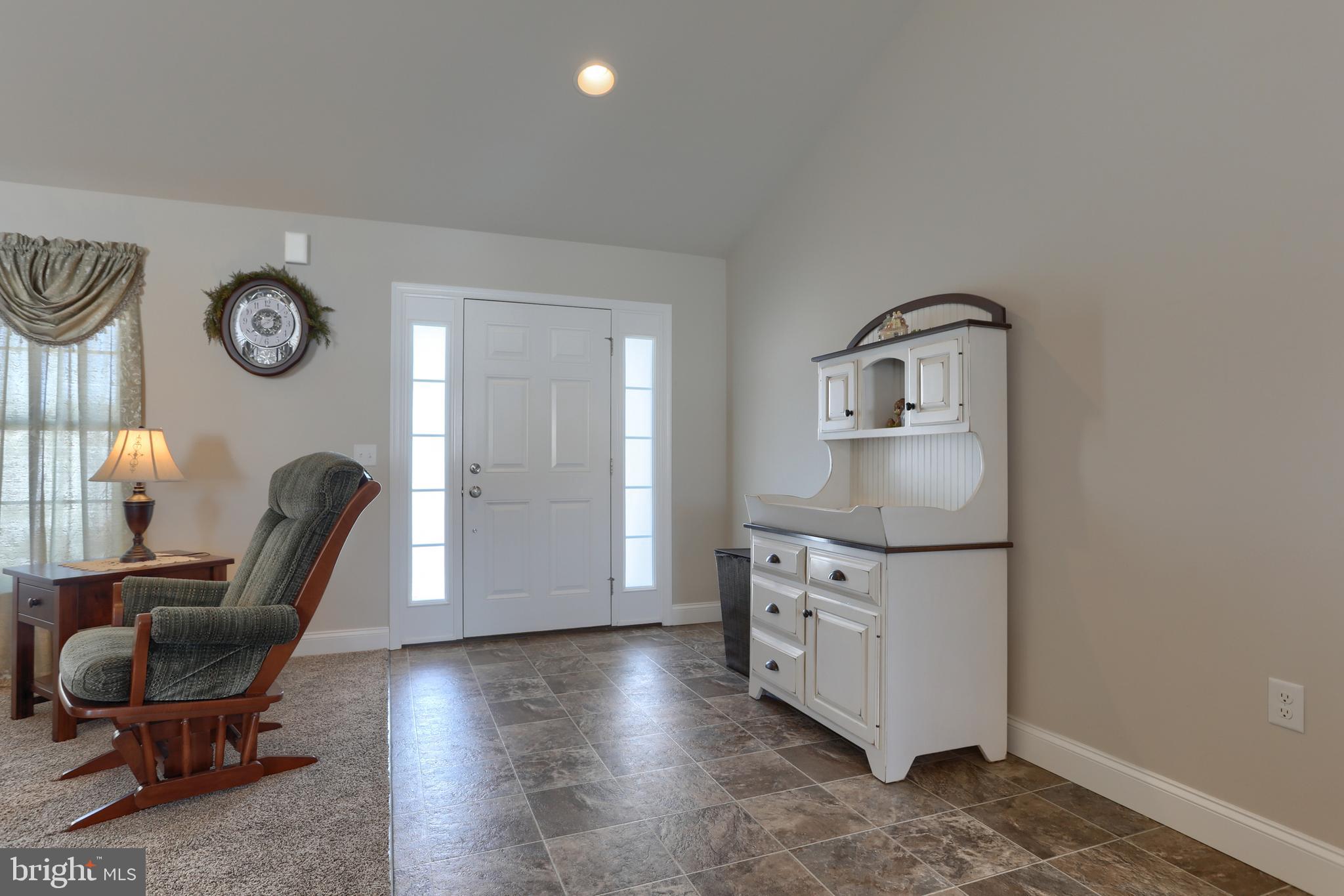 2037 South Forge Road Palmyra, PA 17078 - Photo 6 of 46 Entry