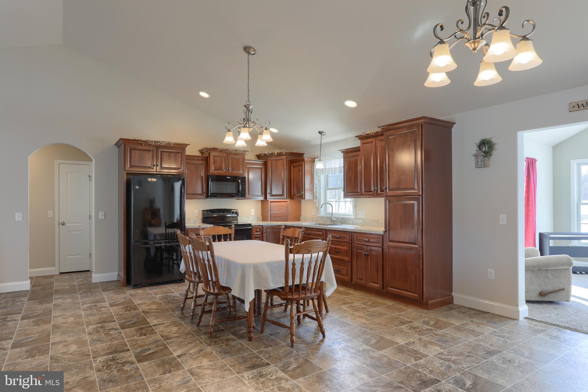 2037 South Forge Road Palmyra, PA 17078 - Photo 10 of 46 Kitchen open to DR/FR