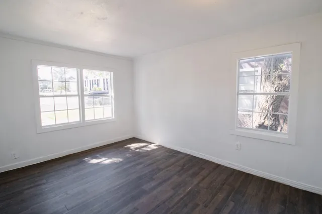 $1,000 | 3306 2nd Street, Lubbock, TX 79415