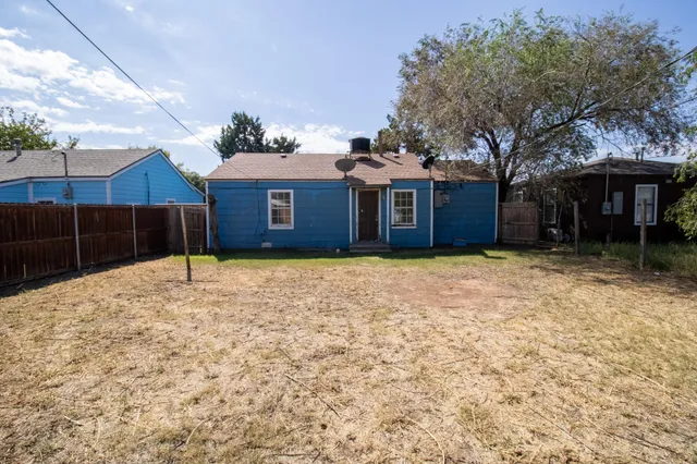 $1,000 | 3306 2nd Street, Lubbock, TX 79415